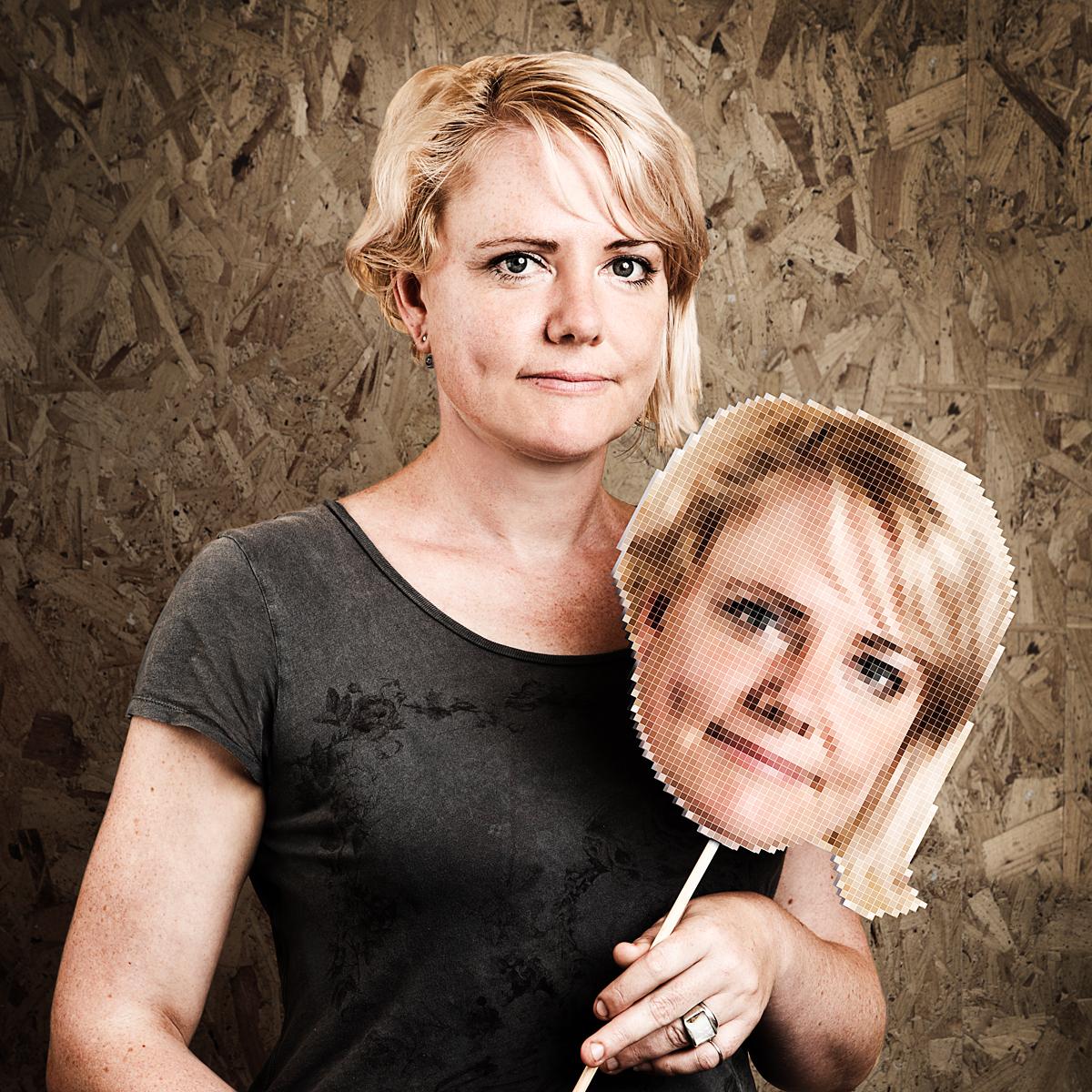 Portrait of Laura Jordan Bambach by London photographer Julian Hanford